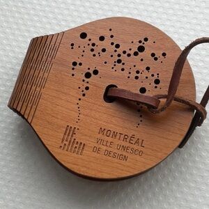 NWOT Atelier Café Cuir "Between Friends" Leather Coasters in Cherry Wood Case